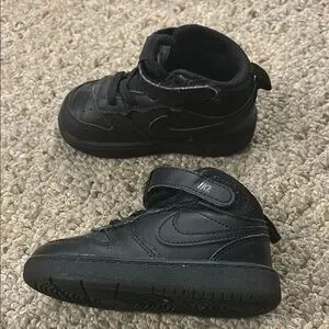 Nike | Shoes | Nike Black Hightop Sneakers With Velcro Strap  display picture 3